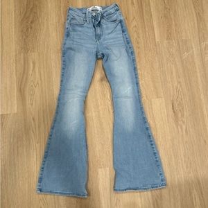 Hollister curvy high-rise vintage flare jeans, 00S